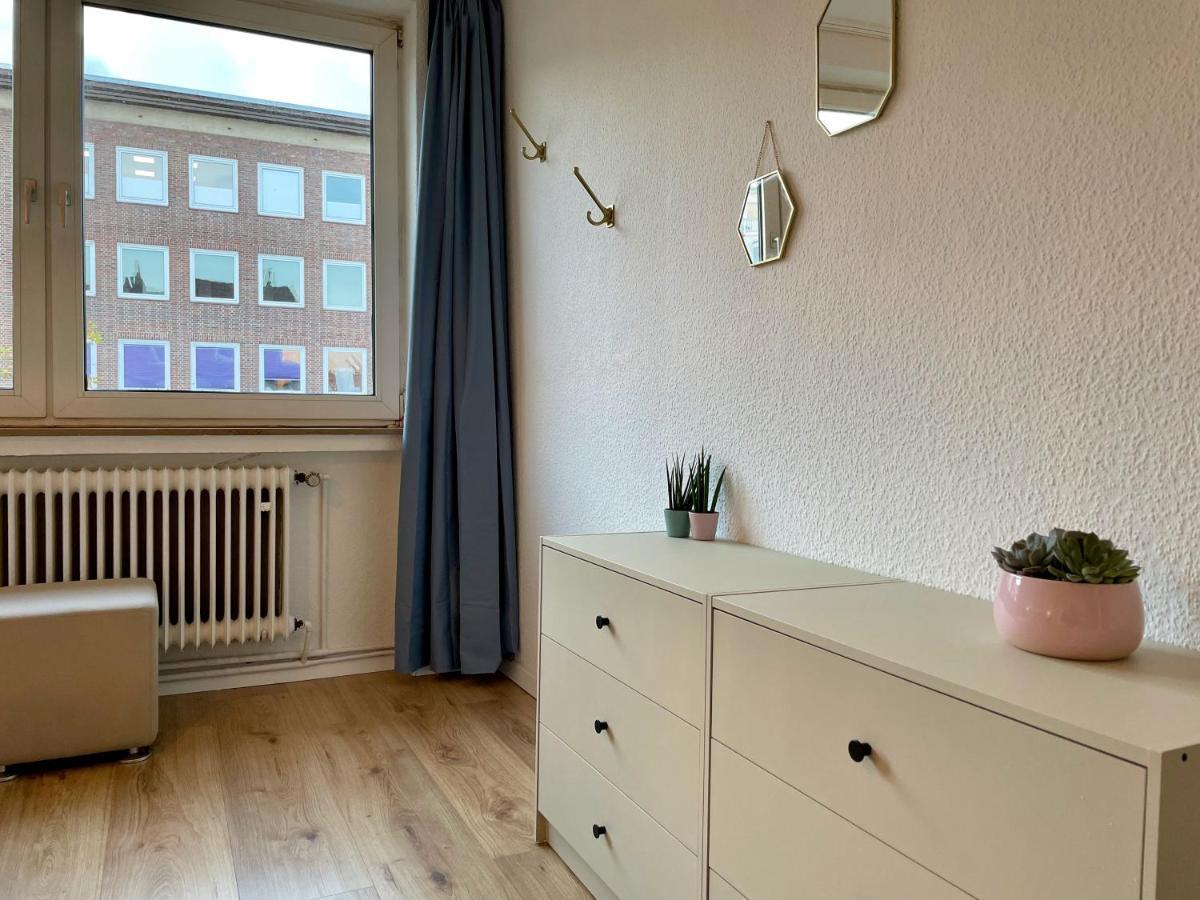Purple Kitchen - Apartment Mit Grosser Wohnkueche Bremerhaven Eksteriør bilde