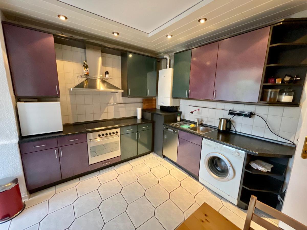 Purple Kitchen - Apartment Mit Grosser Wohnkueche Bremerhaven Eksteriør bilde