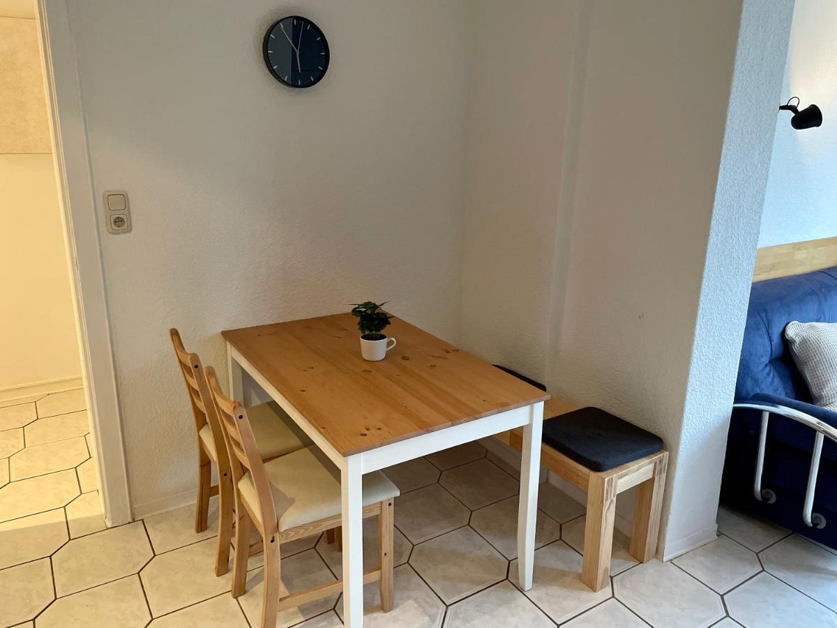 Purple Kitchen - Apartment Mit Grosser Wohnkueche Bremerhaven Eksteriør bilde